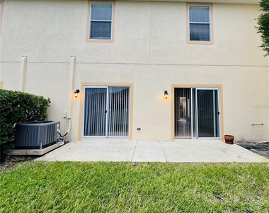 9096 Iron Oak Avenue - Photo Thumbnail 16