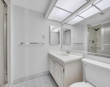 660 Island Way - Photo Thumbnail 28