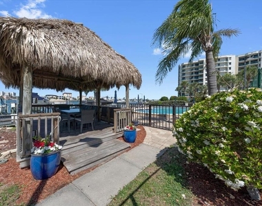 660 Island Way - Photo Thumbnail 54