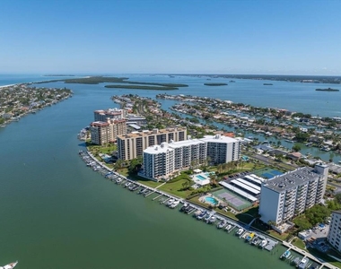 660 Island Way - Photo Thumbnail 41