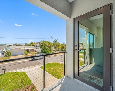 2200 Bay Boulevard - Photo Thumbnail 29