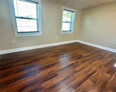 8201 120th Street - Photo Thumbnail 9