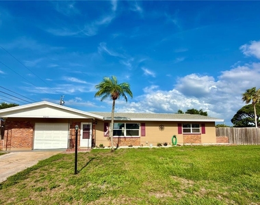 8201 120th Street - Photo Thumbnail 1