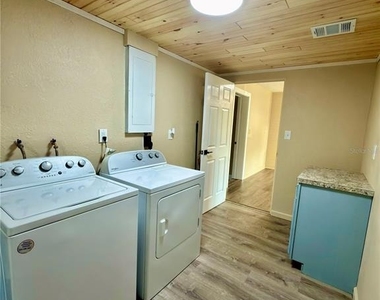 8201 120th Street - Photo Thumbnail 13