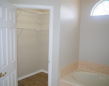 4207 Elba Place - Photo Thumbnail 22