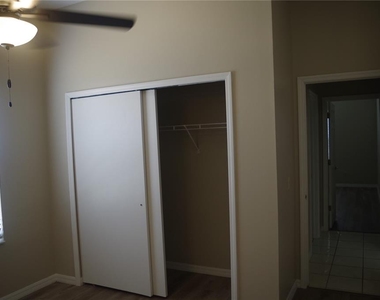 4207 Elba Place - Photo Thumbnail 7