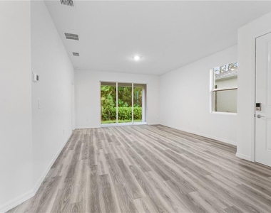 31351 Paper Birch Street - Photo Thumbnail 10