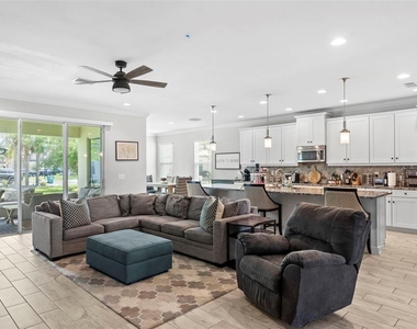 4545 Scarlet Loop - Photo Thumbnail 14