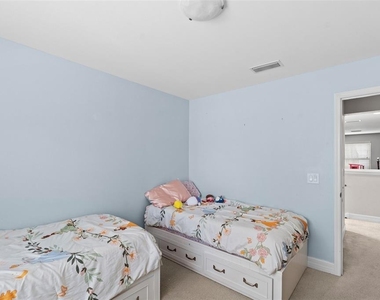 4545 Scarlet Loop - Photo Thumbnail 32