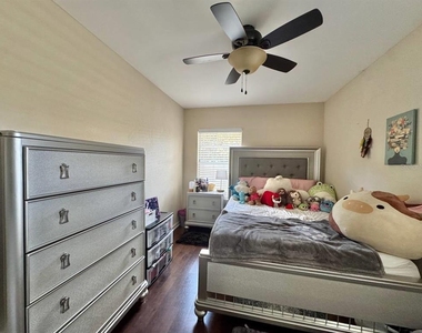 5440 S Macdill Avenue - Photo Thumbnail 15