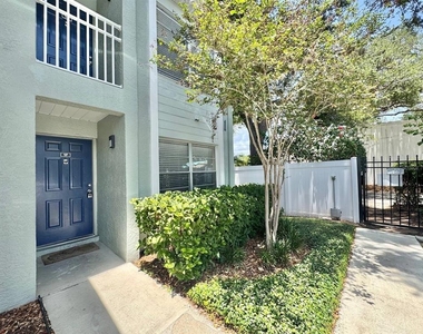 5440 S Macdill Avenue - Photo Thumbnail 1