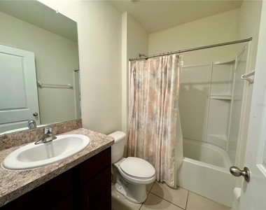 16461 Little Garden Drive - Photo Thumbnail 10