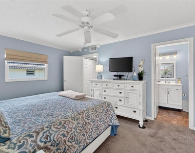 301 Kings Boulevard - Photo Thumbnail 19