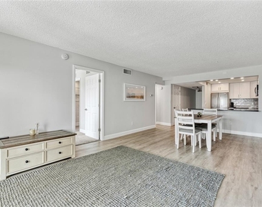 51 Island Way - Photo Thumbnail 2