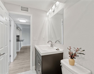 51 Island Way - Photo Thumbnail 23