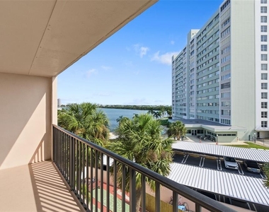 51 Island Way - Photo Thumbnail 27