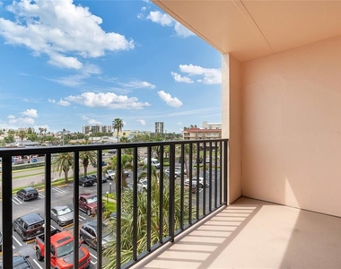 51 Island Way - Photo Thumbnail 25