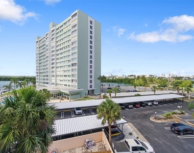 51 Island Way - Photo Thumbnail 39