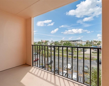 51 Island Way - Photo Thumbnail 24