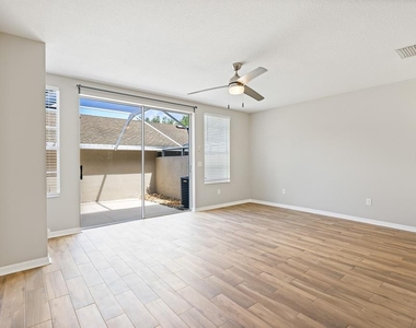 6123 Fishhawk Crossing Boulevard - Photo Thumbnail 6
