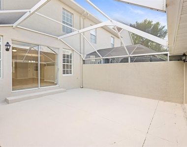 6123 Fishhawk Crossing Boulevard - Photo Thumbnail 23