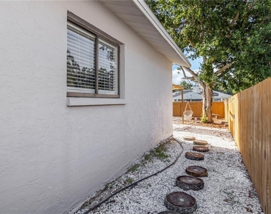 1883 Mova Street - Photo Thumbnail 21