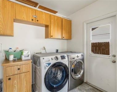 1883 Mova Street - Photo Thumbnail 13