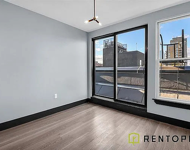 540 Driggs Avenue - Photo Thumbnail 7