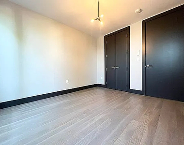 540 Driggs Avenue - Photo Thumbnail 9