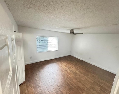4745 S Texas Avenue - Photo Thumbnail 7