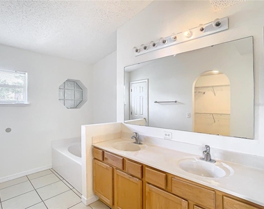 10155 Laxton Street - Photo Thumbnail 18