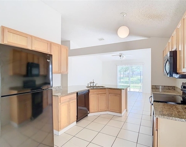 10155 Laxton Street - Photo Thumbnail 7