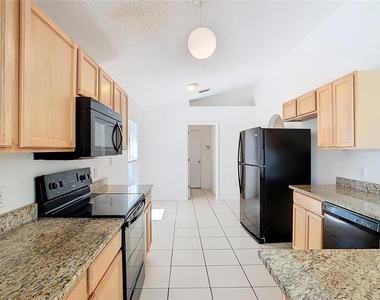 10155 Laxton Street - Photo Thumbnail 5