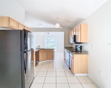 10155 Laxton Street - Photo Thumbnail 6