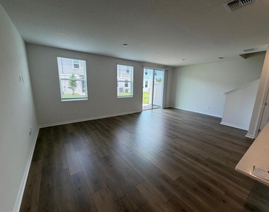4244 Ranch House Road - Photo Thumbnail 6