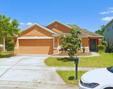 15649 Carina Drive - Photo Thumbnail 9