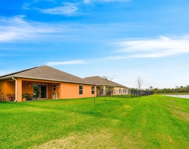 15649 Carina Drive - Photo Thumbnail 6