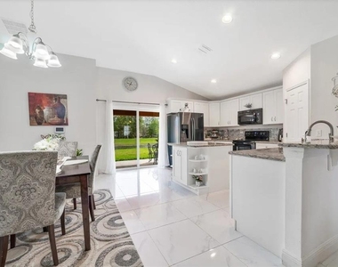 15649 Carina Drive - Photo Thumbnail 2