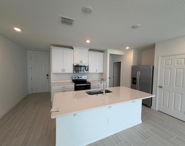 4256 Ranch House Road - Photo Thumbnail 2