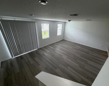 4264 Ranch House Road - Photo Thumbnail 9