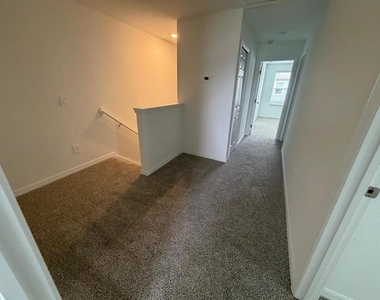 4264 Ranch House Road - Photo Thumbnail 14