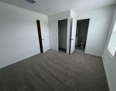4264 Ranch House Road - Photo Thumbnail 16
