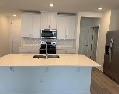 4264 Ranch House Road - Photo Thumbnail 2