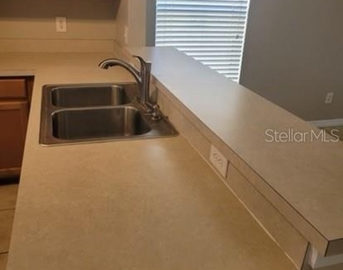 3313 Pekin Street - Photo Thumbnail 7