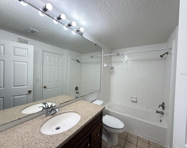 14316 Fredricksburg Drive - Photo Thumbnail 6