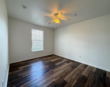 14316 Fredricksburg Drive - Photo Thumbnail 8