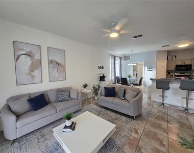 930 Oxford Drive - Photo Thumbnail 17