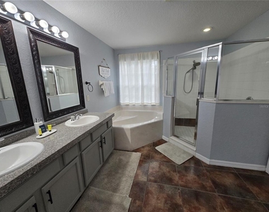 930 Oxford Drive - Photo Thumbnail 26