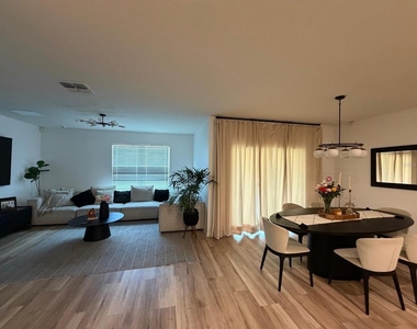 5268 Maddie Drive - Photo Thumbnail 6