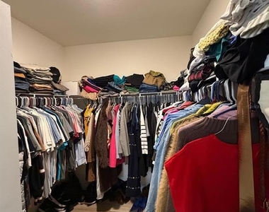 5268 Maddie Drive - Photo Thumbnail 4